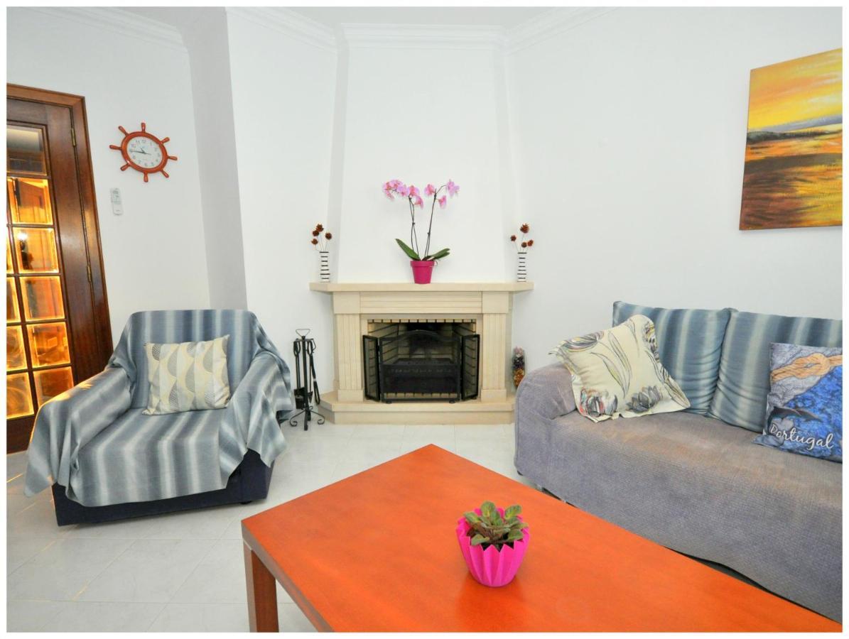 Apartamentos Capitolina กัวเตย์รา ภายนอก รูปภาพ
