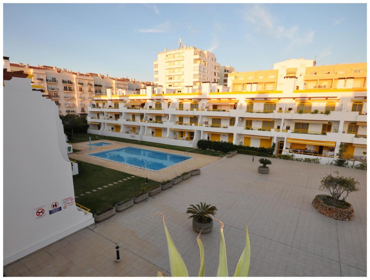 Apartamentos Capitolina กัวเตย์รา ภายนอก รูปภาพ