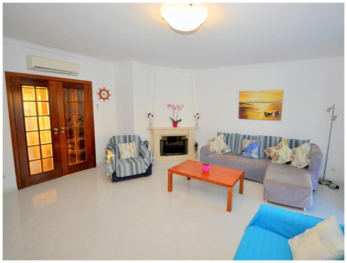 Apartamentos Capitolina กัวเตย์รา ภายนอก รูปภาพ